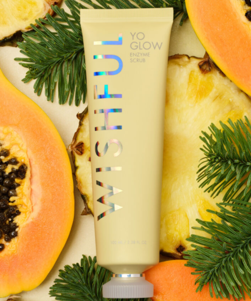 Huda Beauty Yo Glow AHA & BHA Facial Enzyme Scrub Review